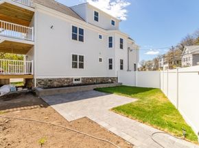 30 Columbus 30, Waltham MA 02451