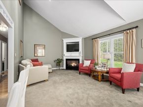 1 Aspenwood Cir 1, Southborough MA 01772