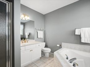 1 Aspenwood Cir 1, Southborough MA 01772