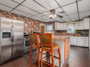 663 Millbury St, Worcester MA 01607