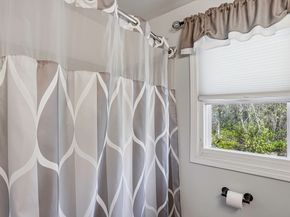 152 S Main Street 152, Uxbridge MA 01569