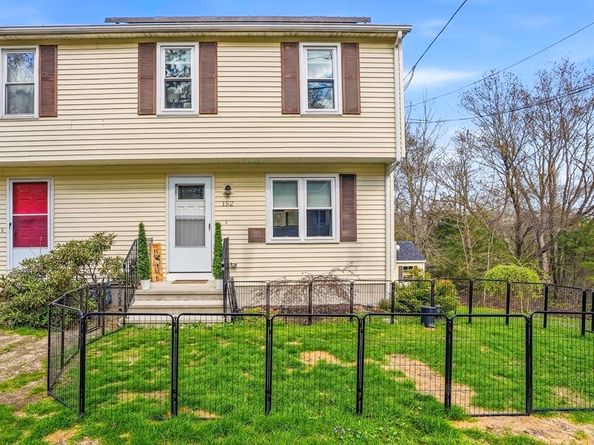 152 S Main Street, Uxbridge MA 01569