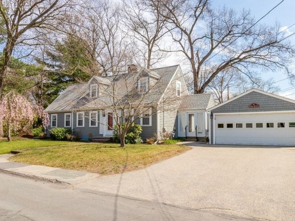 67 Park Ave, Braintree MA 02184