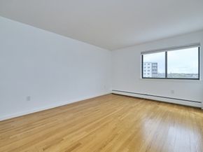 151 Coolidge Ave 404, Watertown MA 02472
