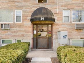 20 Auna Dr 7, Brockton MA 02301