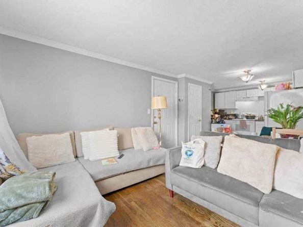 20 Auna Dr 7, Brockton MA 02301