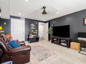 38 Stonehaven Dr, Weymouth MA 02190