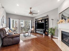 38 Stonehaven Dr, Weymouth MA 02190