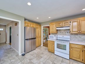 70 Harrington Rd, Framingham MA 01701