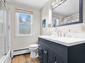 49 Hamilton Rd, Northborough MA 01532