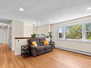 49 Hamilton Rd, Northborough MA 01532