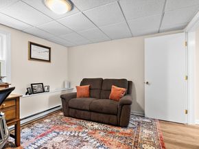 49 Hamilton Rd, Northborough MA 01532