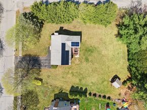 49 Hamilton Rd, Northborough MA 01532