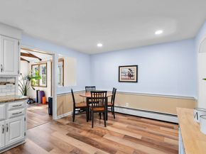 49 Hamilton Rd, Northborough MA 01532
