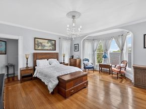 43 Plymouth, Holbrook MA 02343