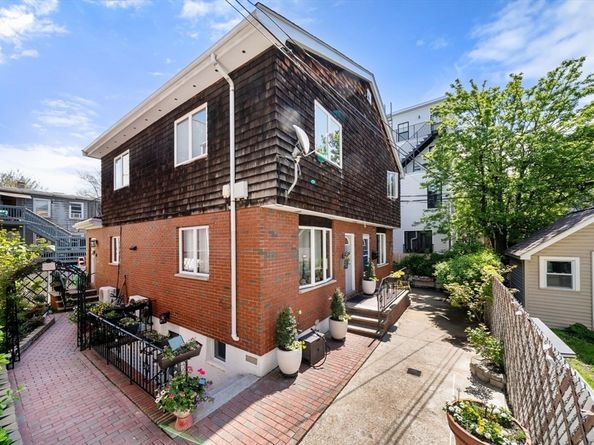 3 London Court, Boston MA 02128