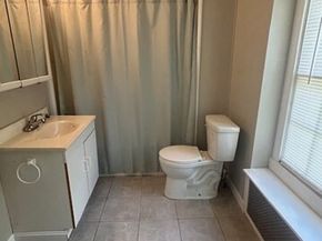 162 Green St, Gardner MA 01440