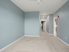 11 Peters Farm Way 409, Westborough MA 01581