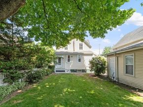 140 Lake View Ave, Lynn MA 01904