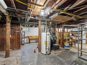 140 Lake View Ave, Lynn MA 01904