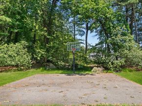122 Trull Rd, Tewksbury MA 01876