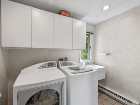 58 Weatherbee Dr, Westwood MA 02090
