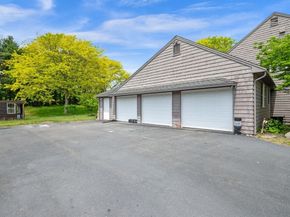 58 Weatherbee Dr, Westwood MA 02090