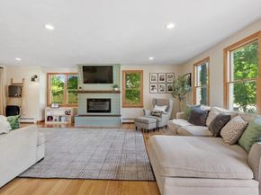 134 Avon St, Leominster MA 01453