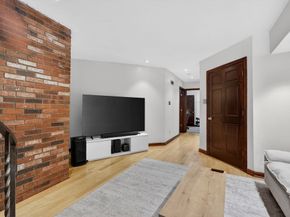 8 Wiget St 1, Boston MA 02113