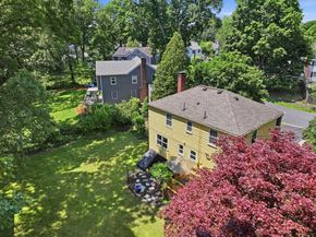 13 Stagg Dr, Natick MA 01760