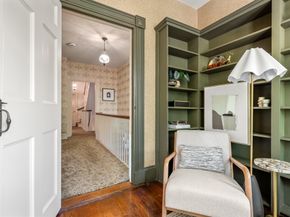 33 Chestnut St, Salem MA 01970