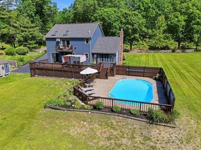 208 Chapman Rd, Tewksbury MA 01876