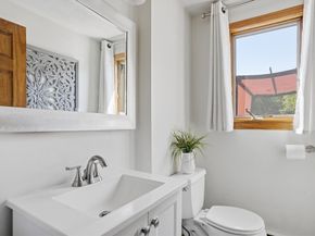 208 Chapman Rd, Tewksbury MA 01876