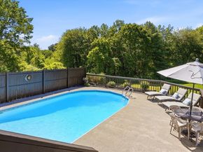 208 Chapman Rd, Tewksbury MA 01876