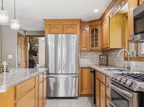208 Chapman Rd, Tewksbury MA 01876