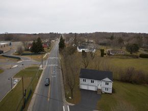 1 Lake Whittemore Dr, Spencer MA 01562