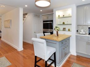 435 Cabot St B, Beverly MA 01915