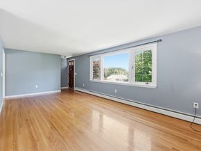 46 Pinecroft Ave, Holden MA 01520