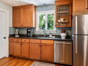 46 North Parkway, Worcester MA 01605