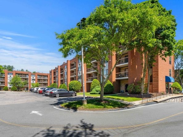 4975 Washington Street 207, Boston MA 02132