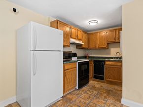 1645 Commonwealth Ave 17, Boston MA 02135