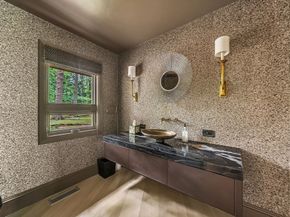 6 Baldwin Circle, Weston MA 02493