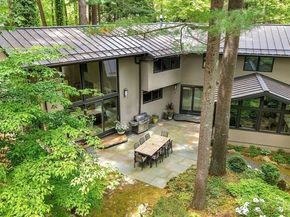 6 Baldwin Circle, Weston MA 02493