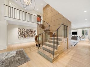 6 Baldwin Circle, Weston MA 02493