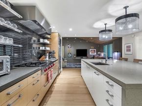6 Baldwin Circle, Weston MA 02493