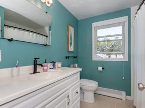 1146 Ferry St, Marshfield MA 02050
