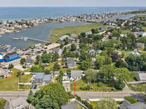 1146 Ferry St, Marshfield MA 02050