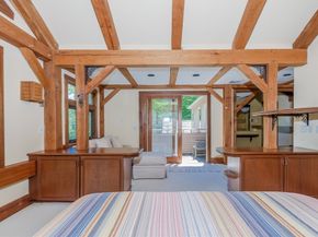 3 Beam St, Mattapoisett MA 02739
