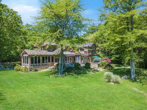 3 Beam St, Mattapoisett MA 02739