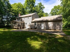7 Autumn Way, East Bridgewater MA 02333